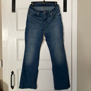 Lucky Brand, Mid Rise Ava Boot 8/29 Ankle jeans